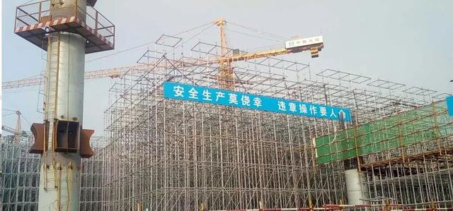 傳統(tǒng)腳手架正在向盤扣腳手架轉(zhuǎn)型！(圖2)
